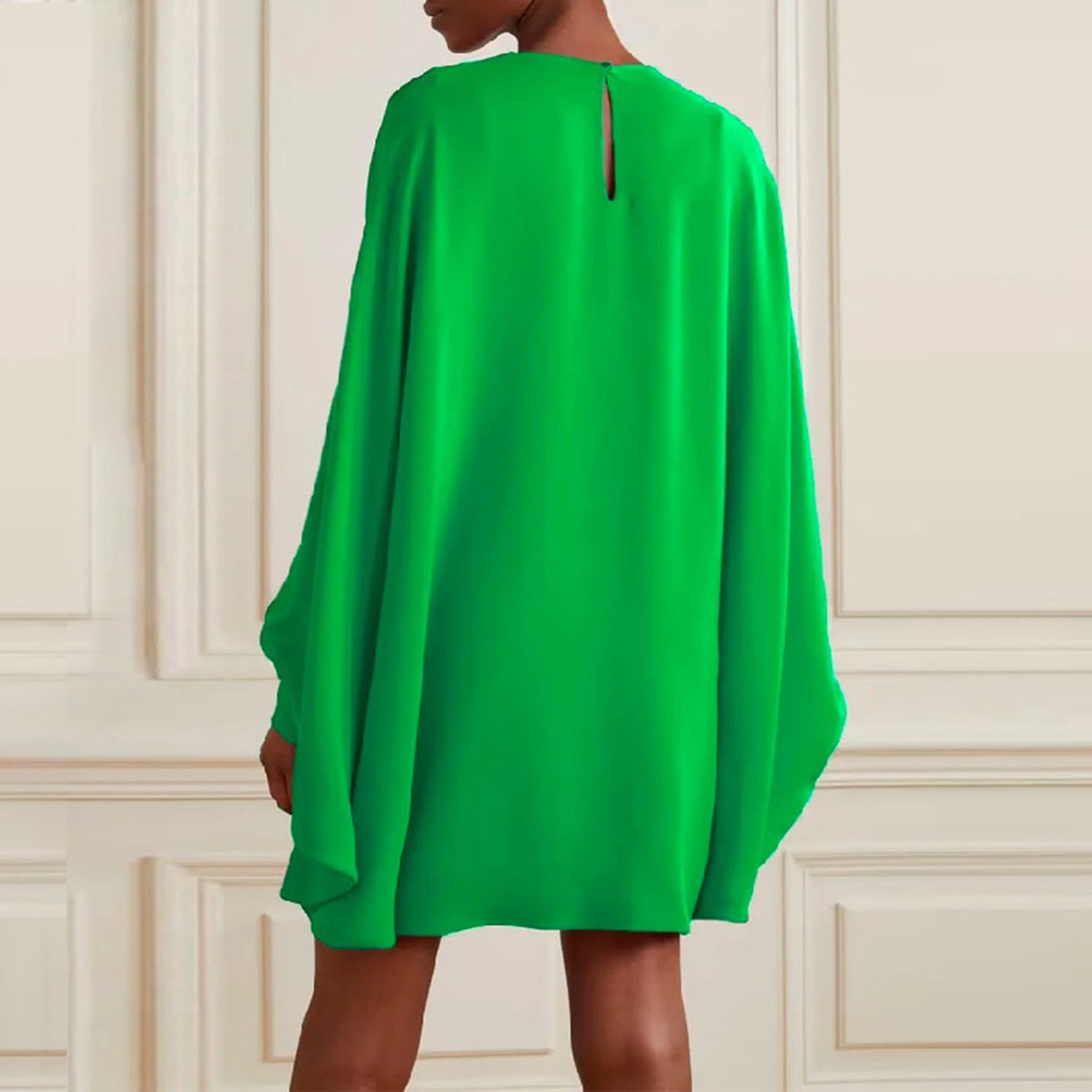 Summer Fashion Green Loose Fit Simple Long Batwing Sleeves Solid Color Round-Neck Mini Dresses for Women One Size